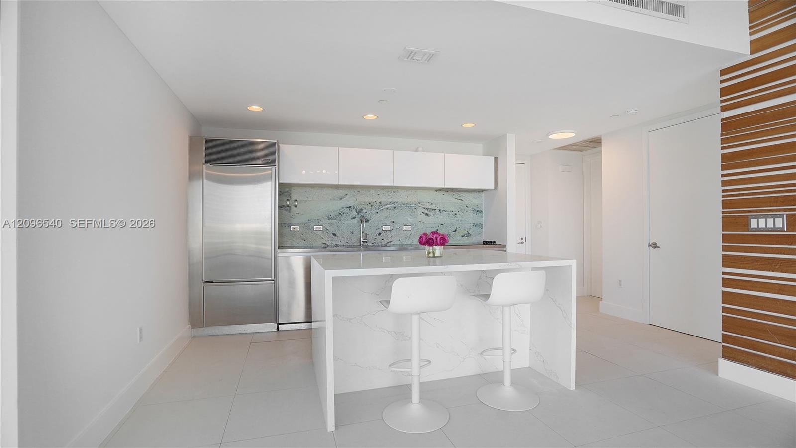1040 Biscayne Blvd # 1206, Miami FL 33132