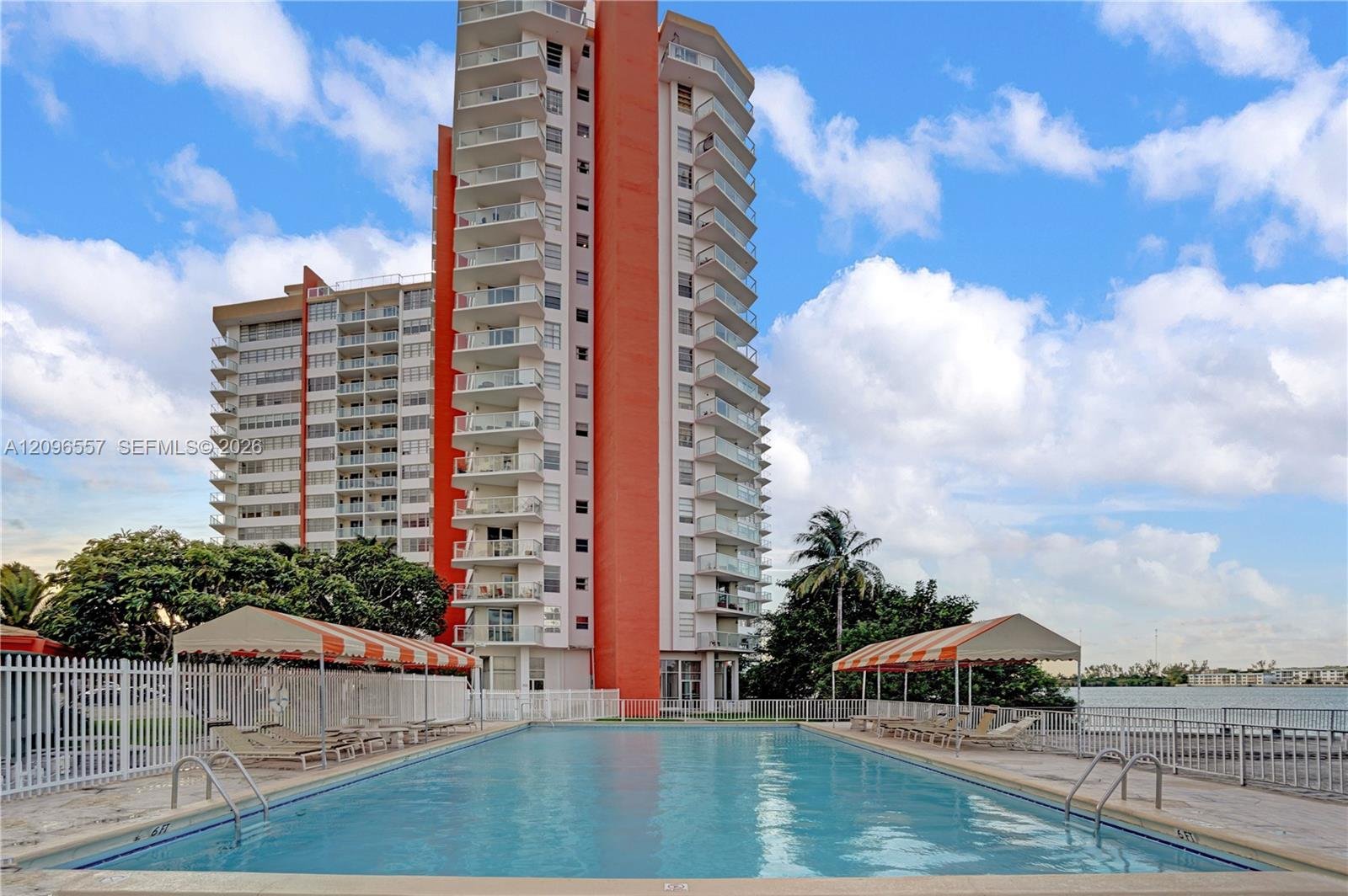 1301 NE Miami Gardens Dr # 403W, Miami FL 33179