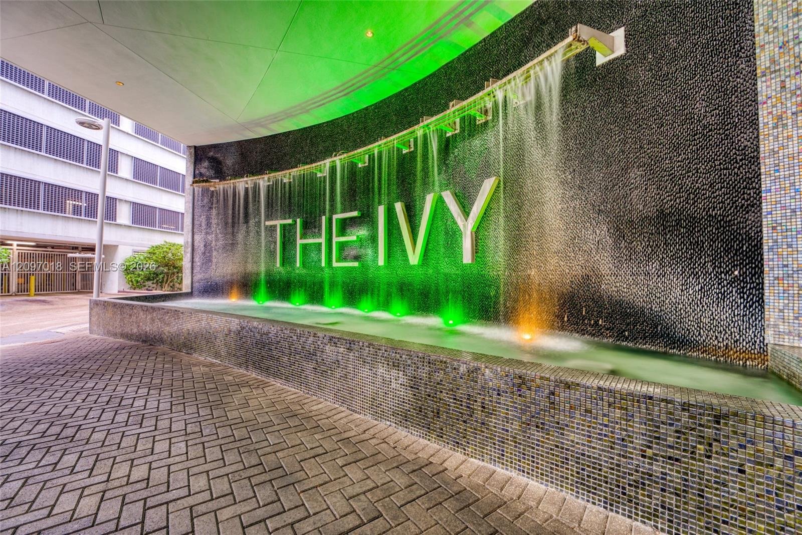 90 SW 3rd St # 2009, Miami FL 33130