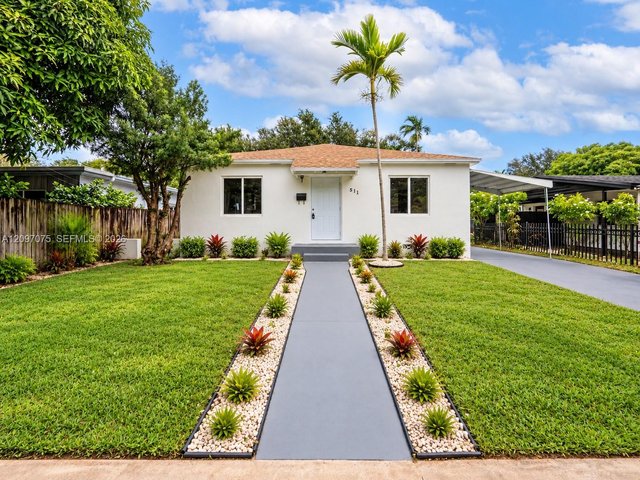 511 NE 131st St, North Miami FL 33161