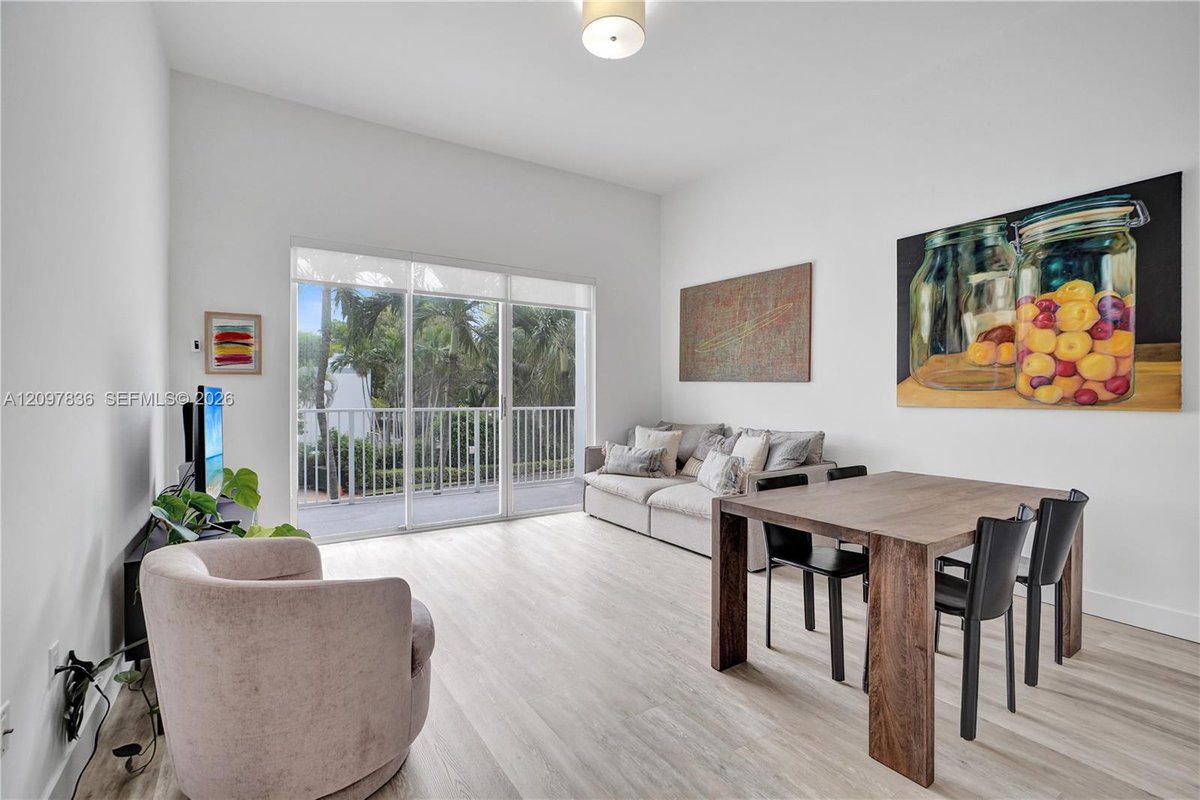 2851 NE 183rd St # 211E, Aventura FL 33160