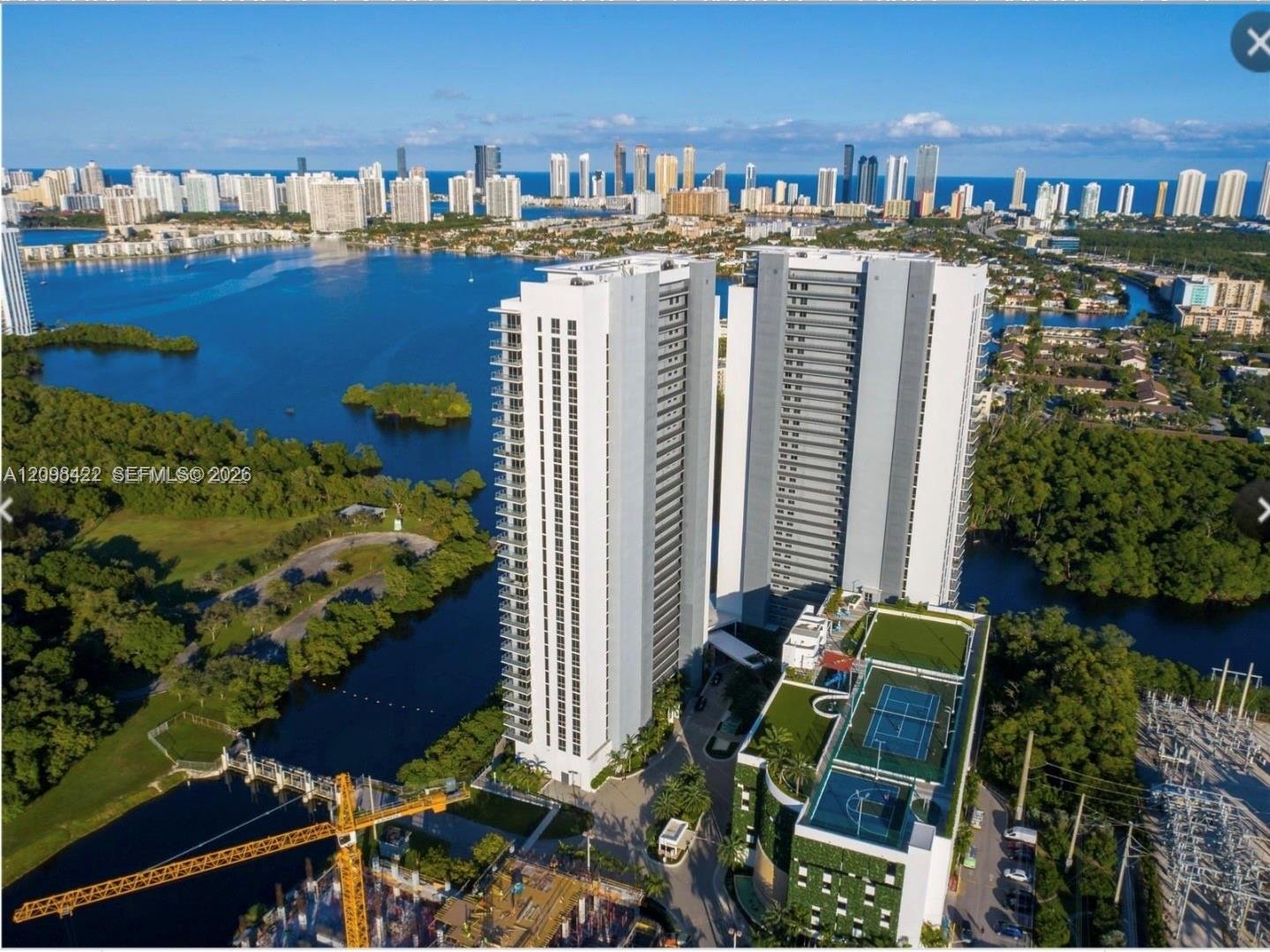 16385 Biscayne Blvd # 1006, North Miami Beach FL 33160