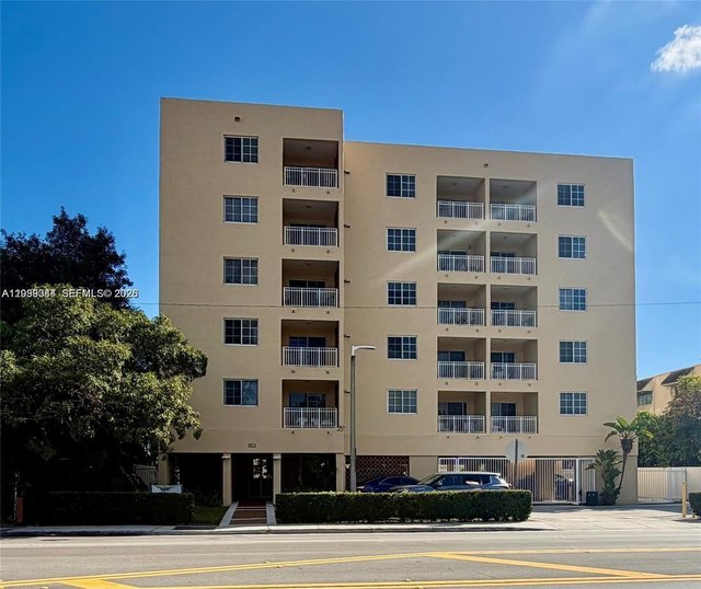 601 SW 37th Ave # 505, Miami FL 33135