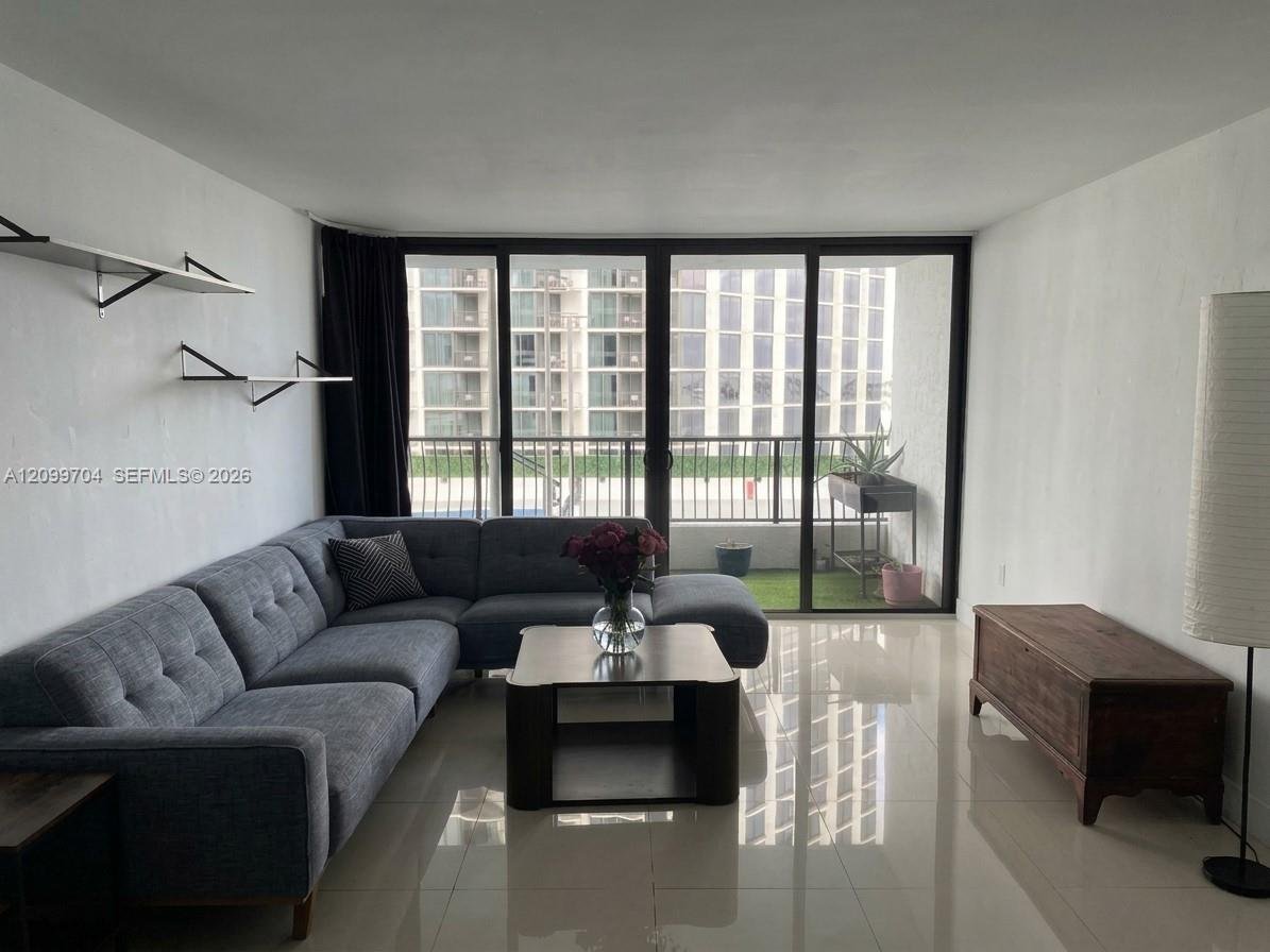 555 NE 15th St # 10F, Miami FL 33132