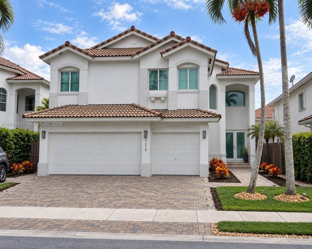 7310 NW 107th Pl, Doral FL 33178