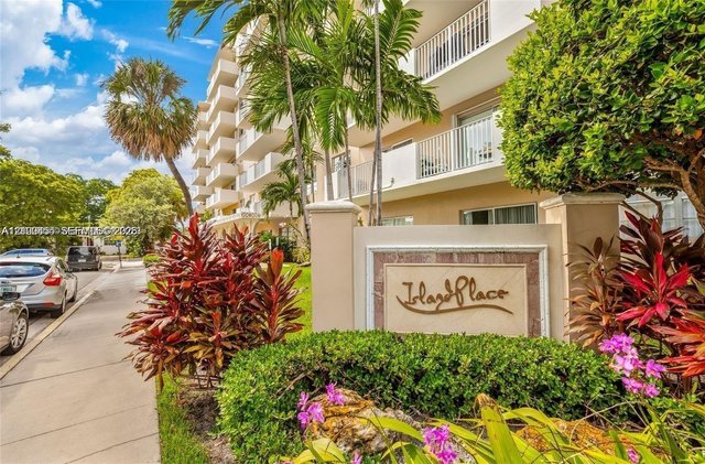 1455 N Treasure Dr # 2O, North Bay Village FL 33141