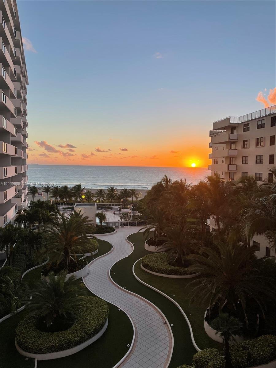 100 Lincoln Rd # 719, Miami Beach FL 33139