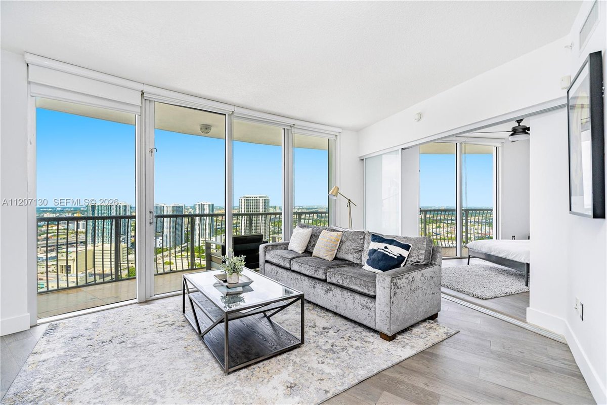 1750 N Bayshore Dr # 3914, Miami FL 33132