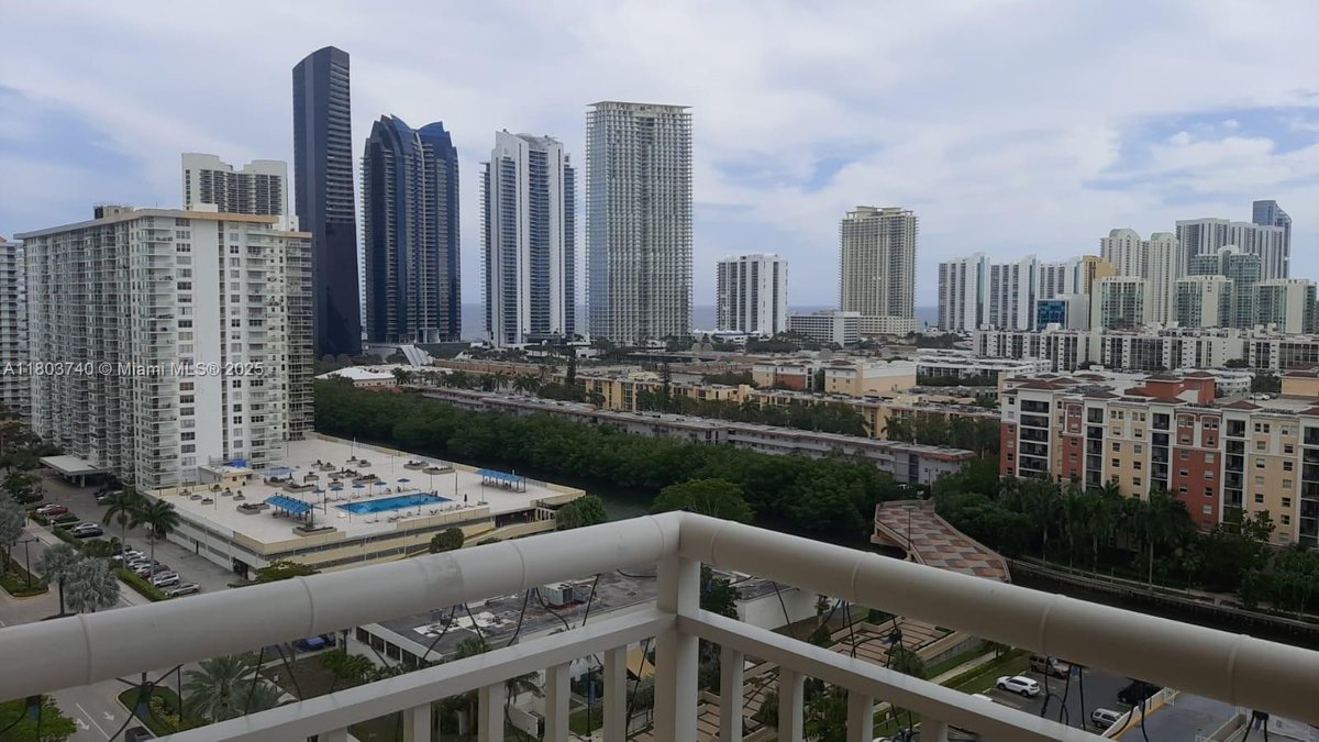 251 174th St # 1711, Sunny Isles Beach FL 33160