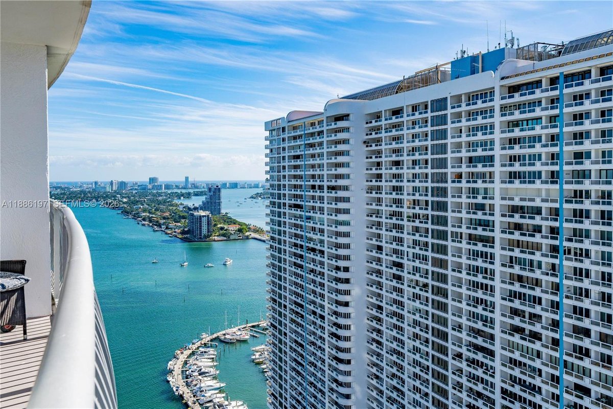 1750 N Bayshore Dr # 3410, Miami FL 33132