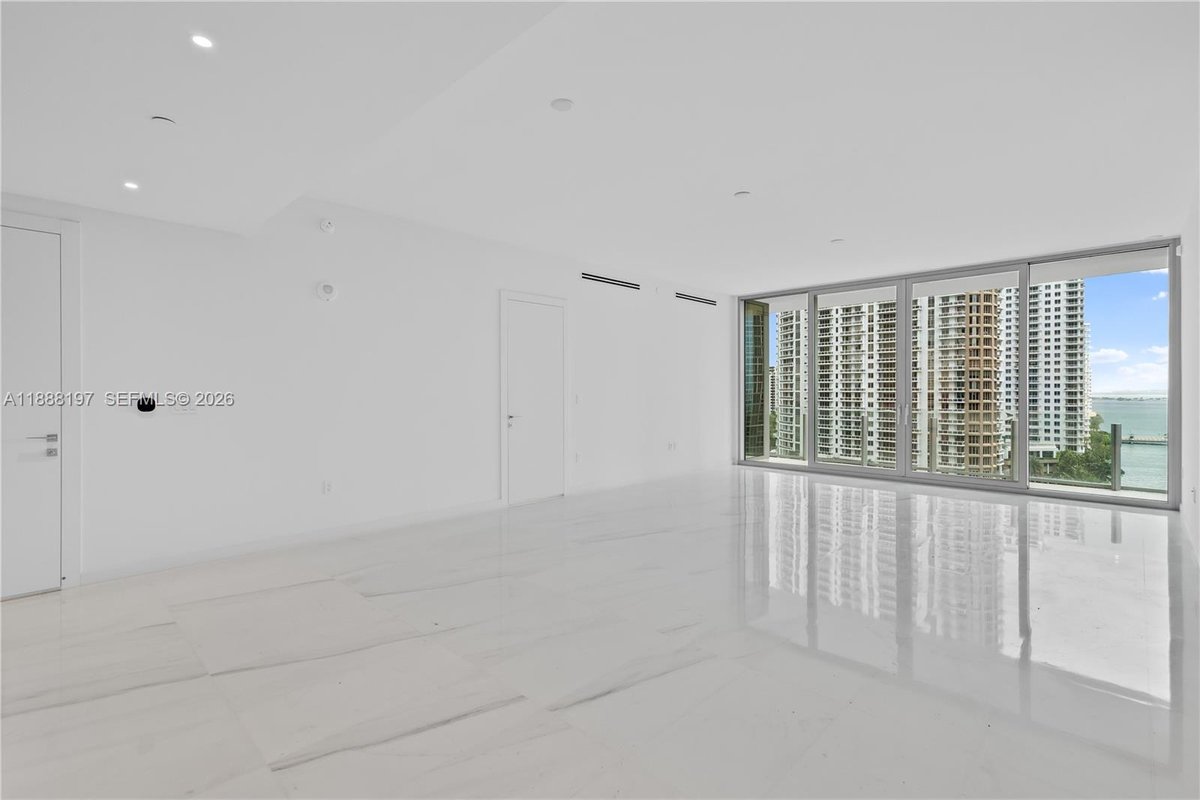 300 Biscayne Blvd Way # 1103, Miami FL 33131