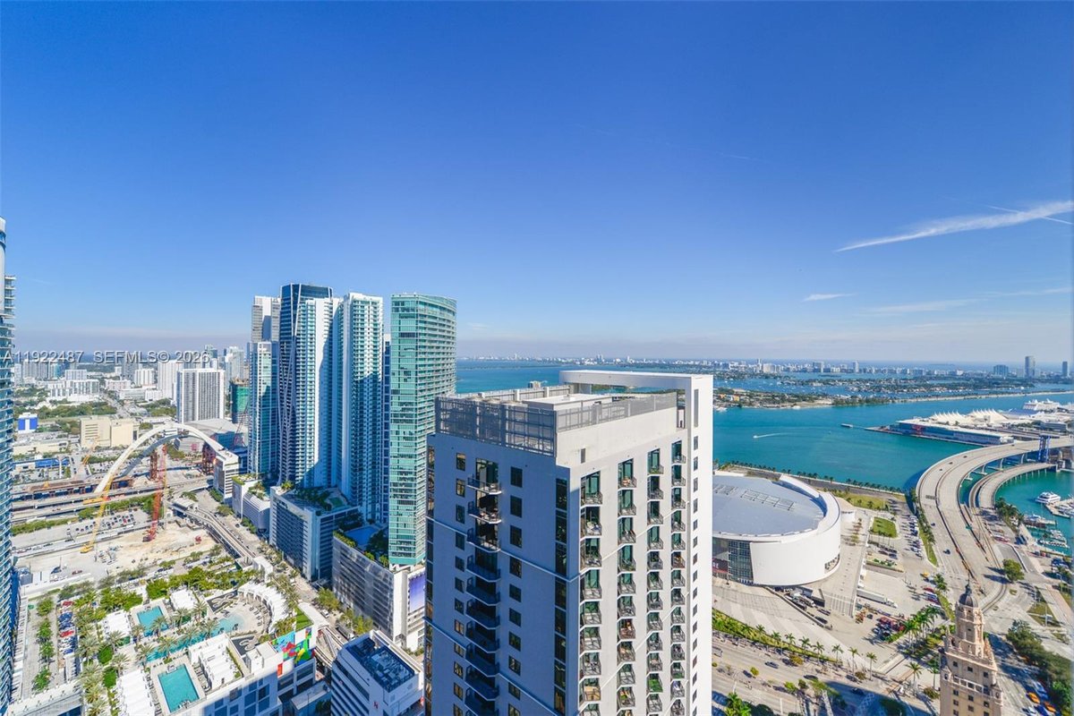 159 NE 6th St # 4601, Miami FL 33132