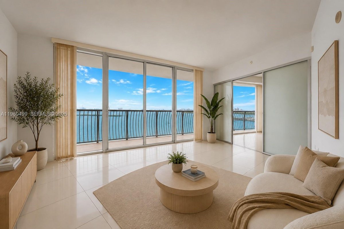 1750 N Bayshore Dr # 2001, Miami FL 33132