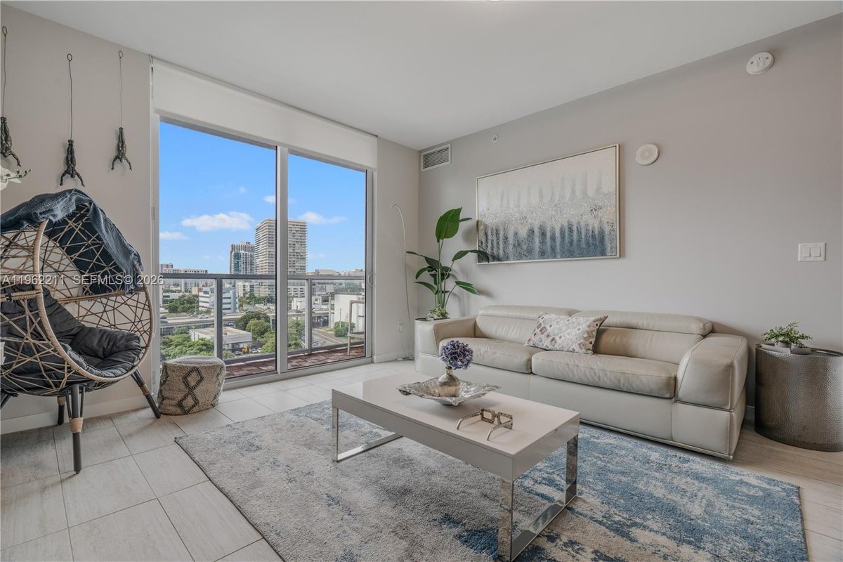 3900 Biscayne Blvd # 904, Miami FL 33137