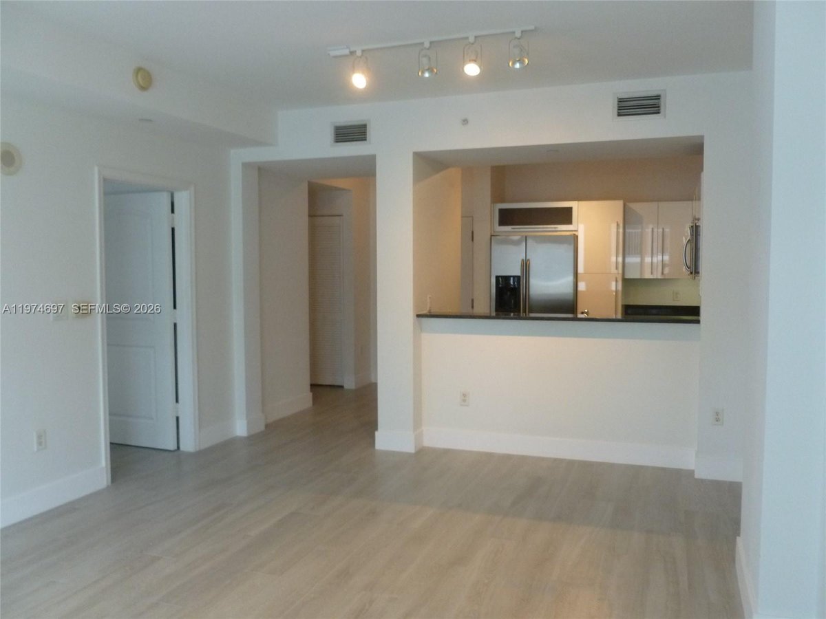 7350 SW 89th St # 807S, Miami FL 33156