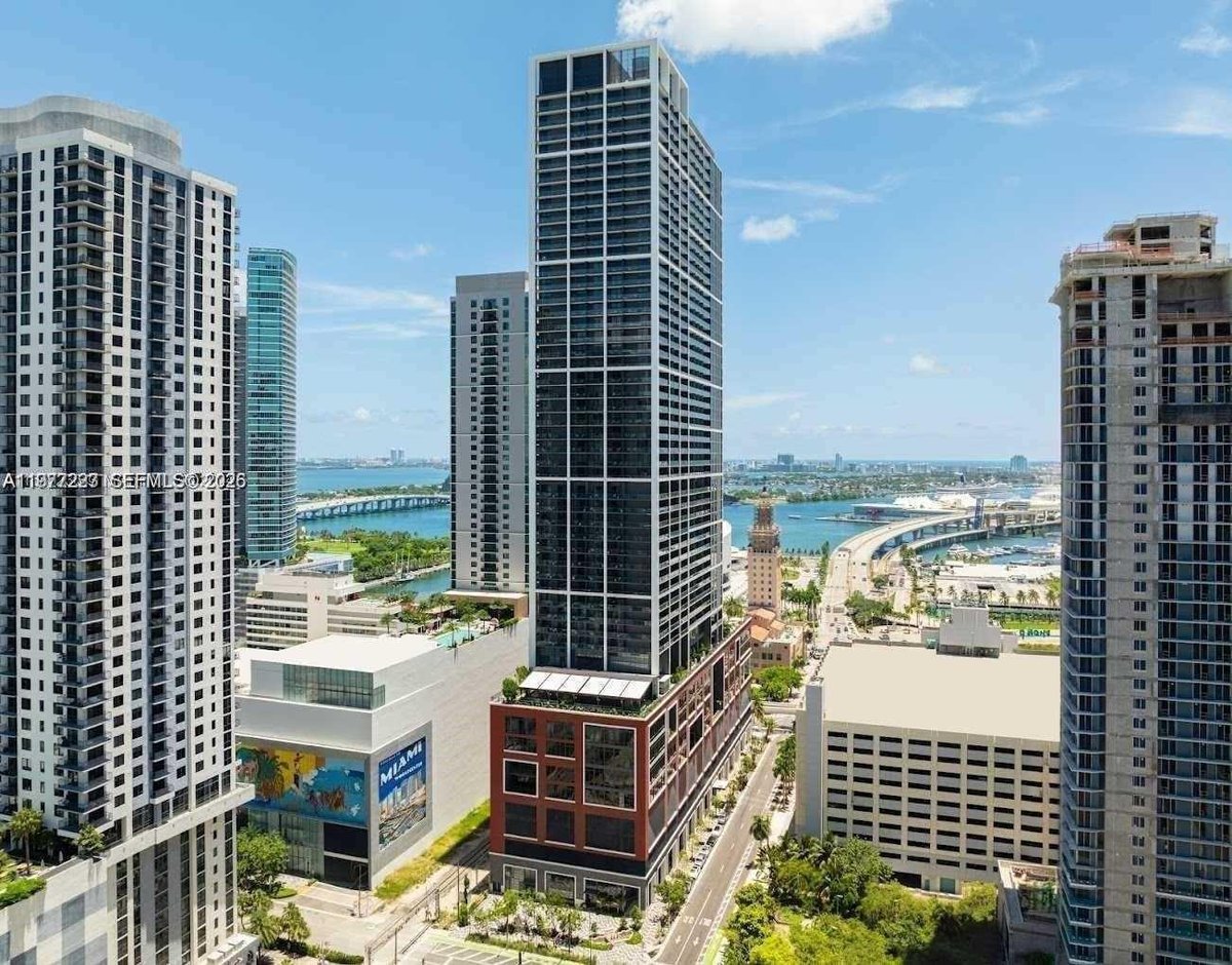159 NE 6th St # 4113, Miami FL 33132