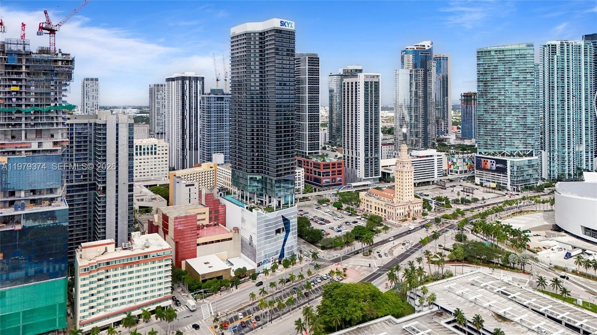 398 NE 5th St # 4410, Miami FL 33132