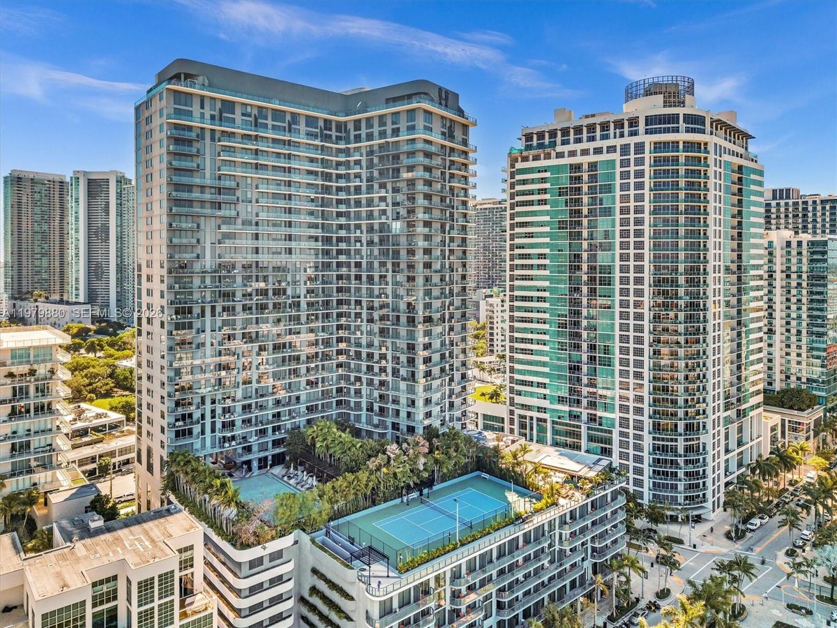 121 NE 34th St # 2104, Miami FL 33137