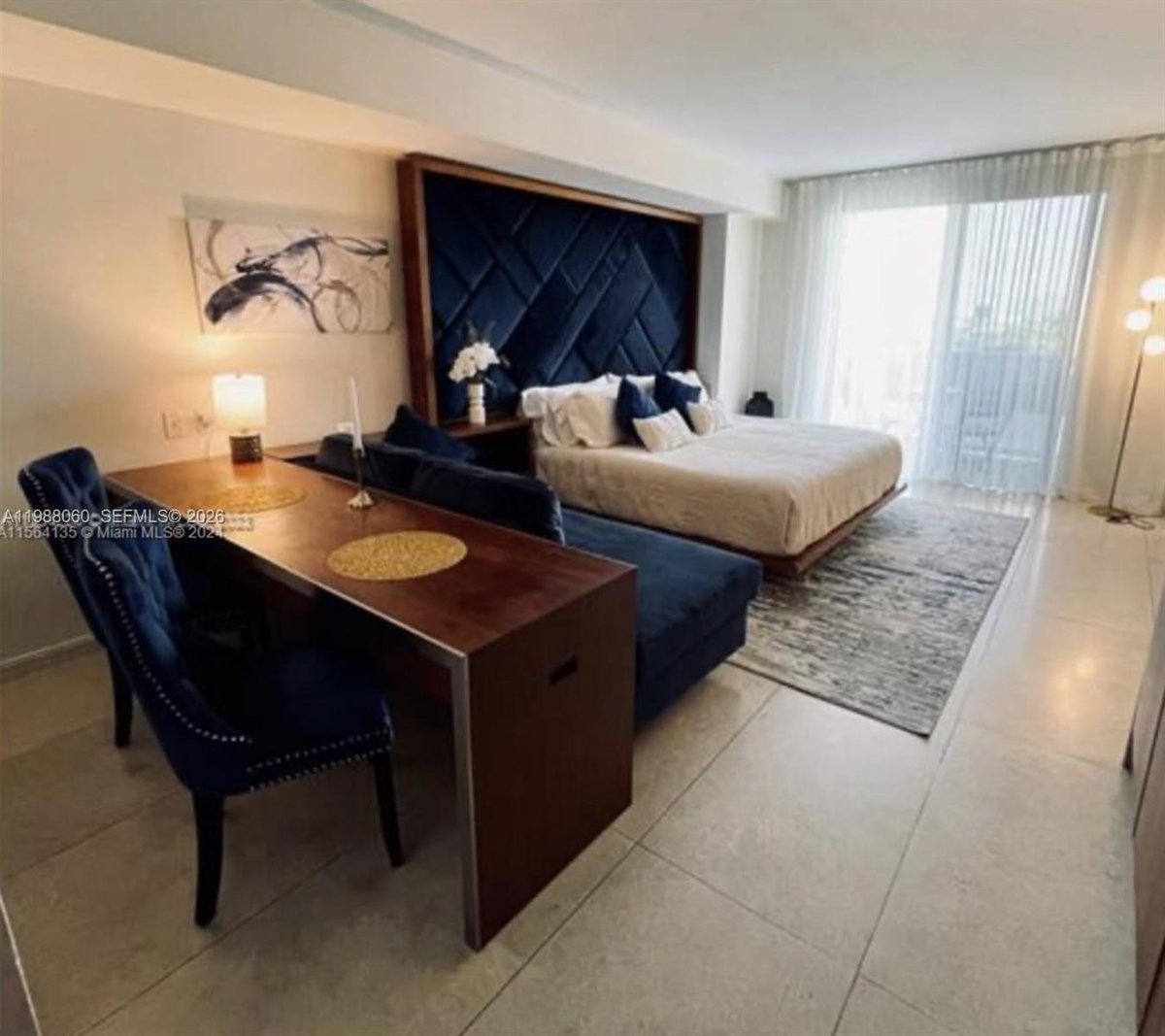 50 Biscayne Blvd # 607, Miami FL 33132