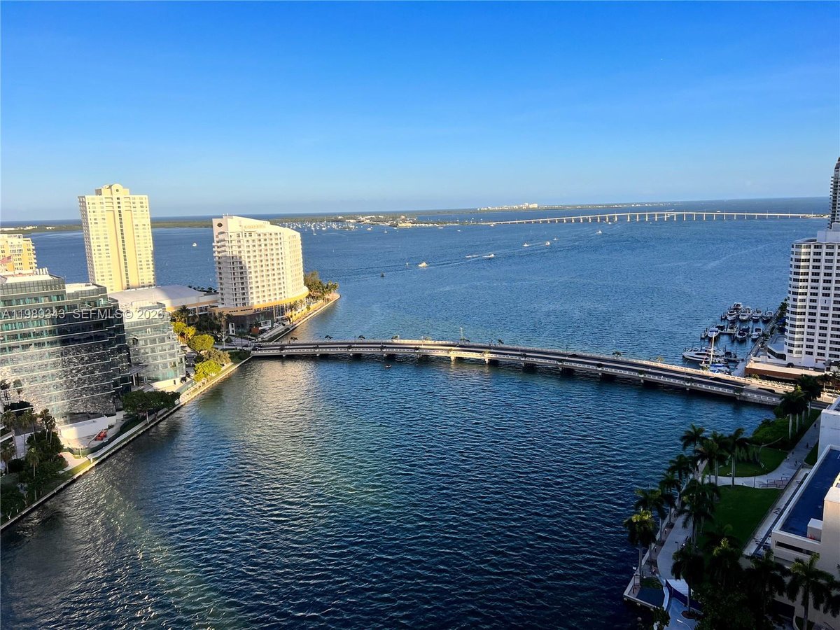 495 Brickell Ave # 2401, Miami FL 33131