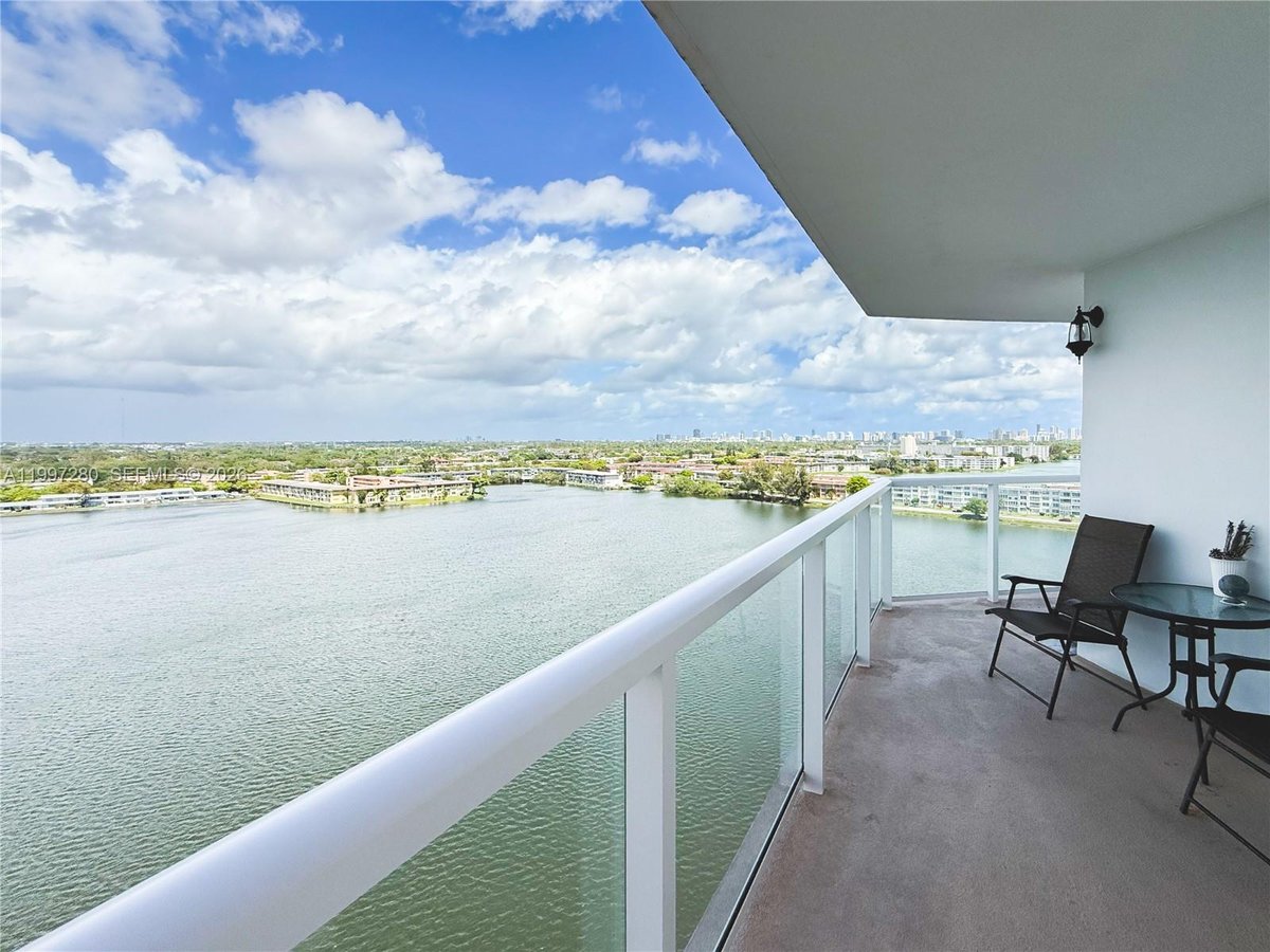 1301 NE Miami Gardens Dr # 1406W, Miami FL 33179