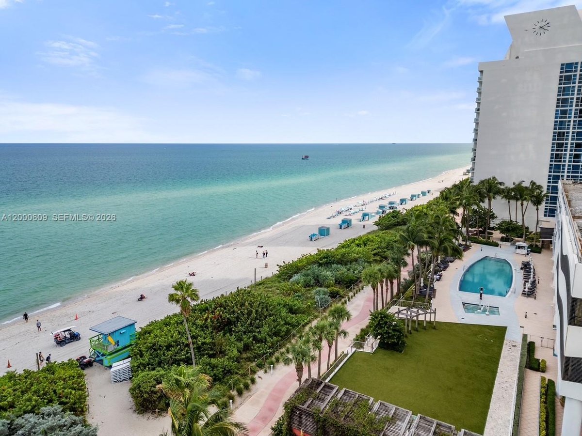 6801 Collins Ave, Miami Beach FL 33141