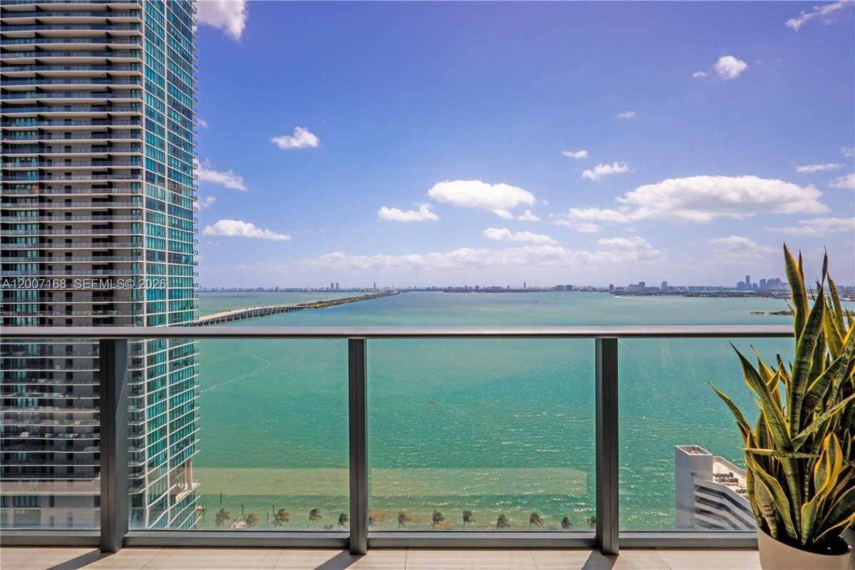 480 NE 31st St # 2405, Miami FL 33137