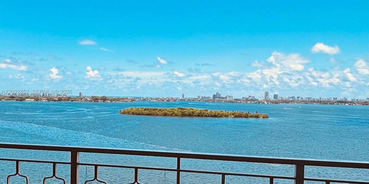 11111 NE Biscayne Blvd # 16A, Miami FL 33181