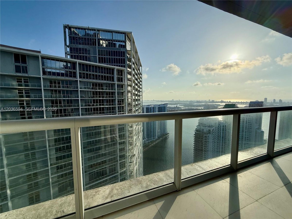 495 Brickell Ave # 5106, Miami FL 33131