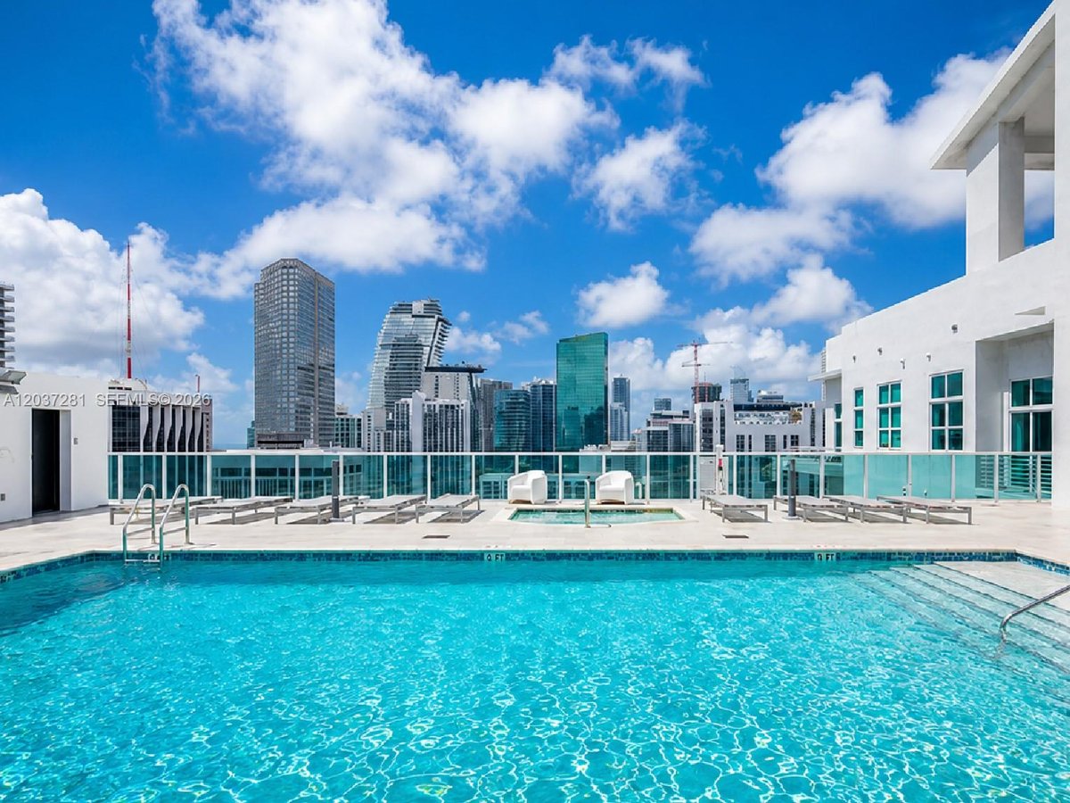 133 NE 2nd Ave # 1508, Miami FL 33132