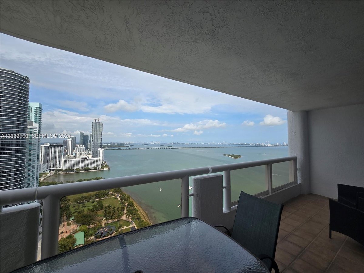 Miami, FL