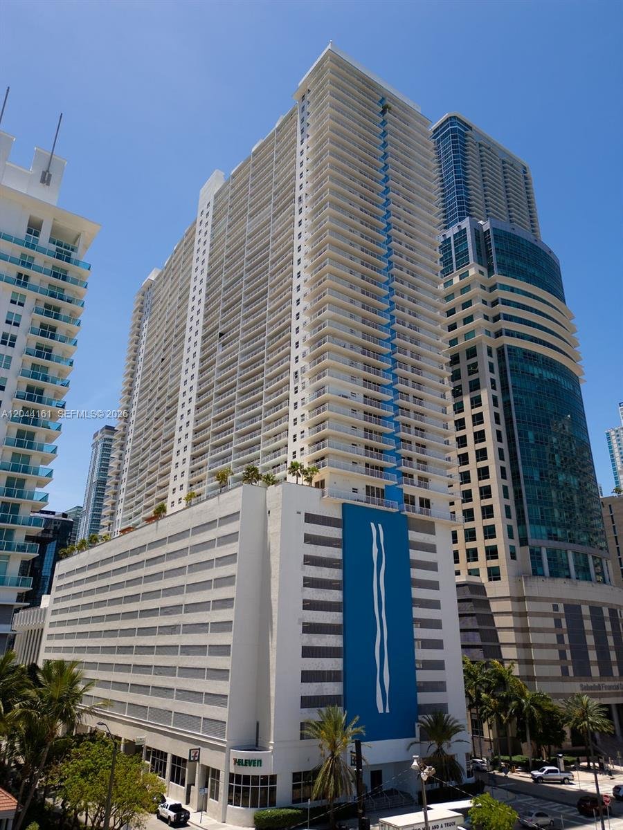1200 Brickell Bay Dr # 2806, Miami FL 33131