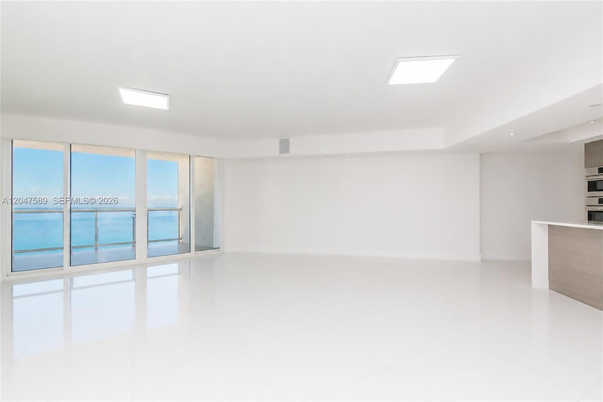 17201 Collins Ave # 1807, Sunny Isles Beach FL 33160