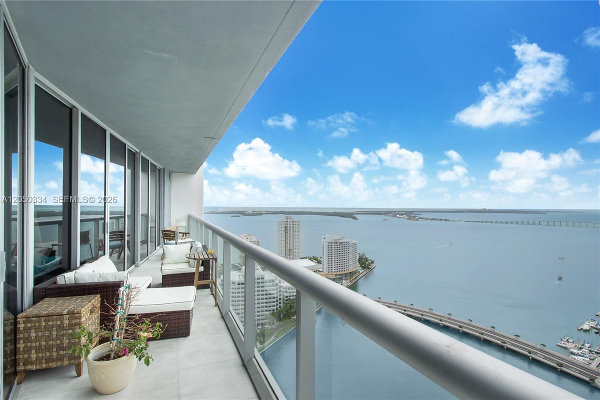 495 Brickell Ave # 3803, Miami FL 33131