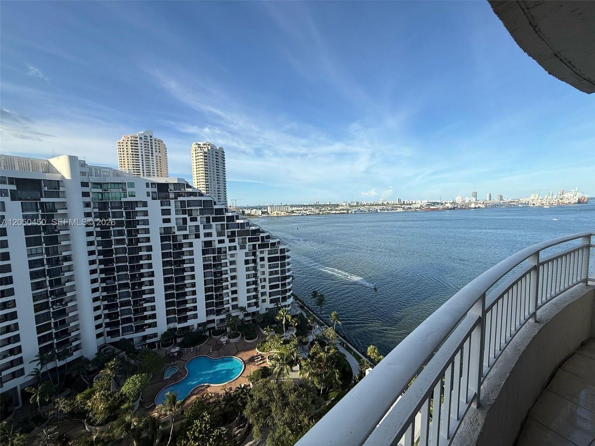 770 Claughton Island Dr # 2107, Miami FL 33131