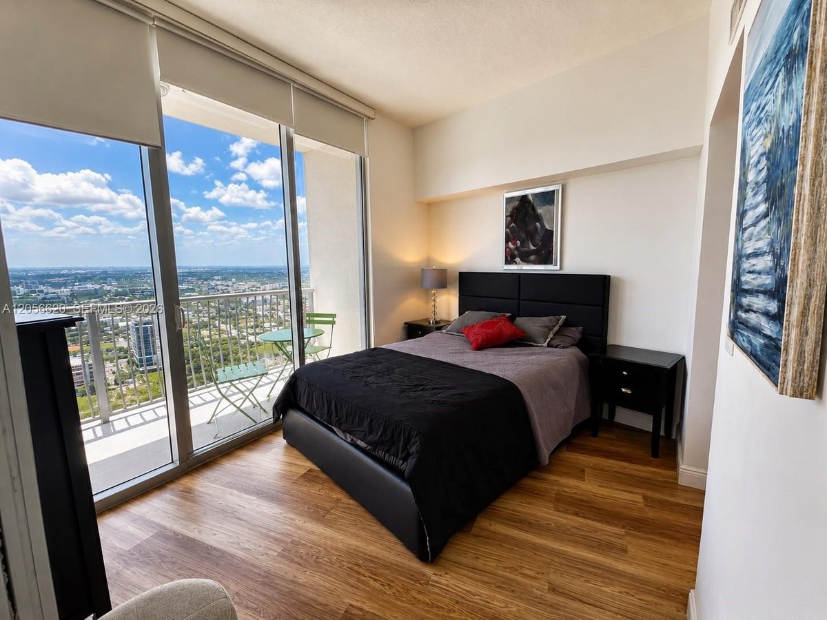 1750 N Bayshore Dr # 5614, Miami FL 33132