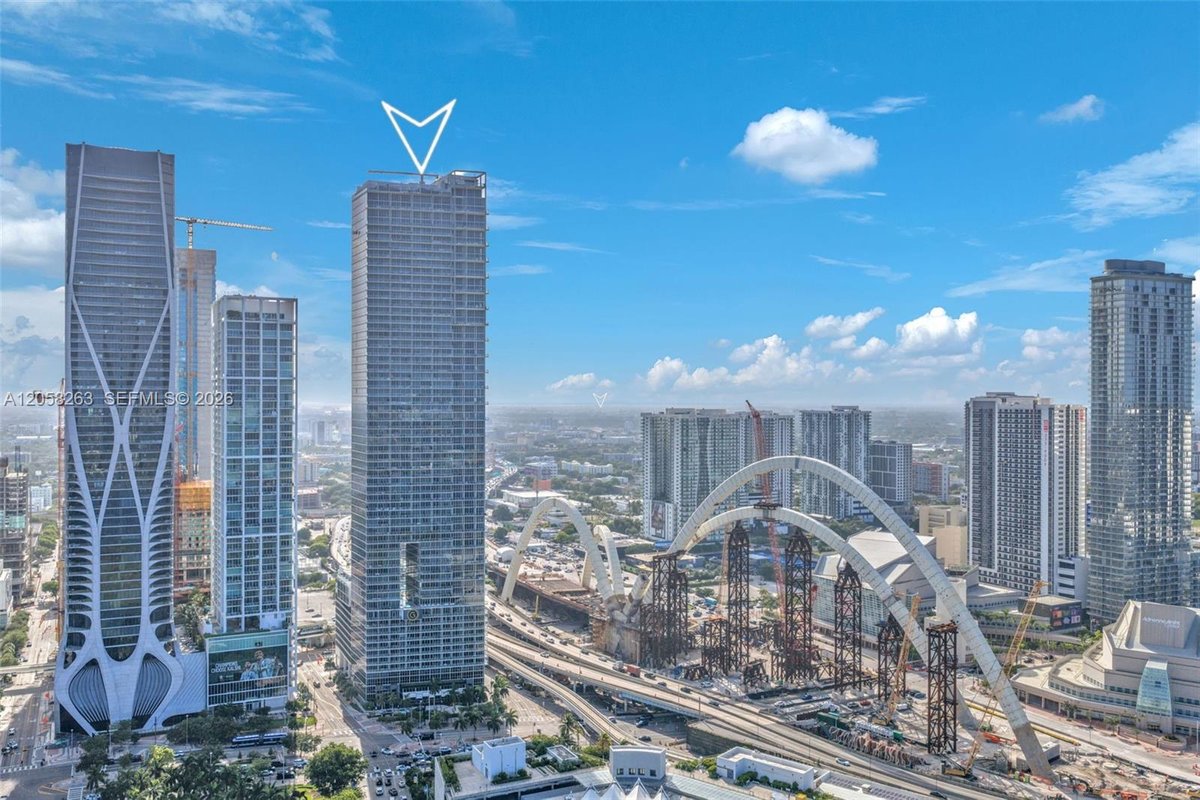1100 Biscayne Blvd # 4308, Miami FL 33132