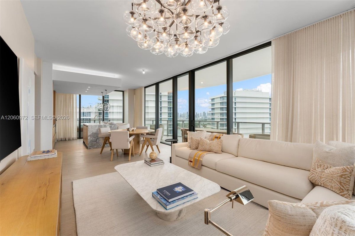 500 Alton Rd # 2105, Miami Beach FL 33139