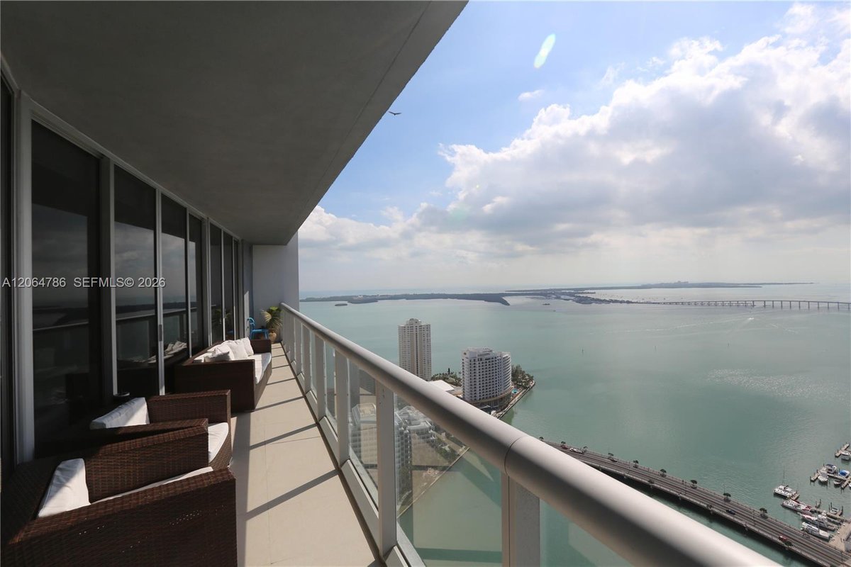 495 Brickell Ave # 4703, Miami FL 33131