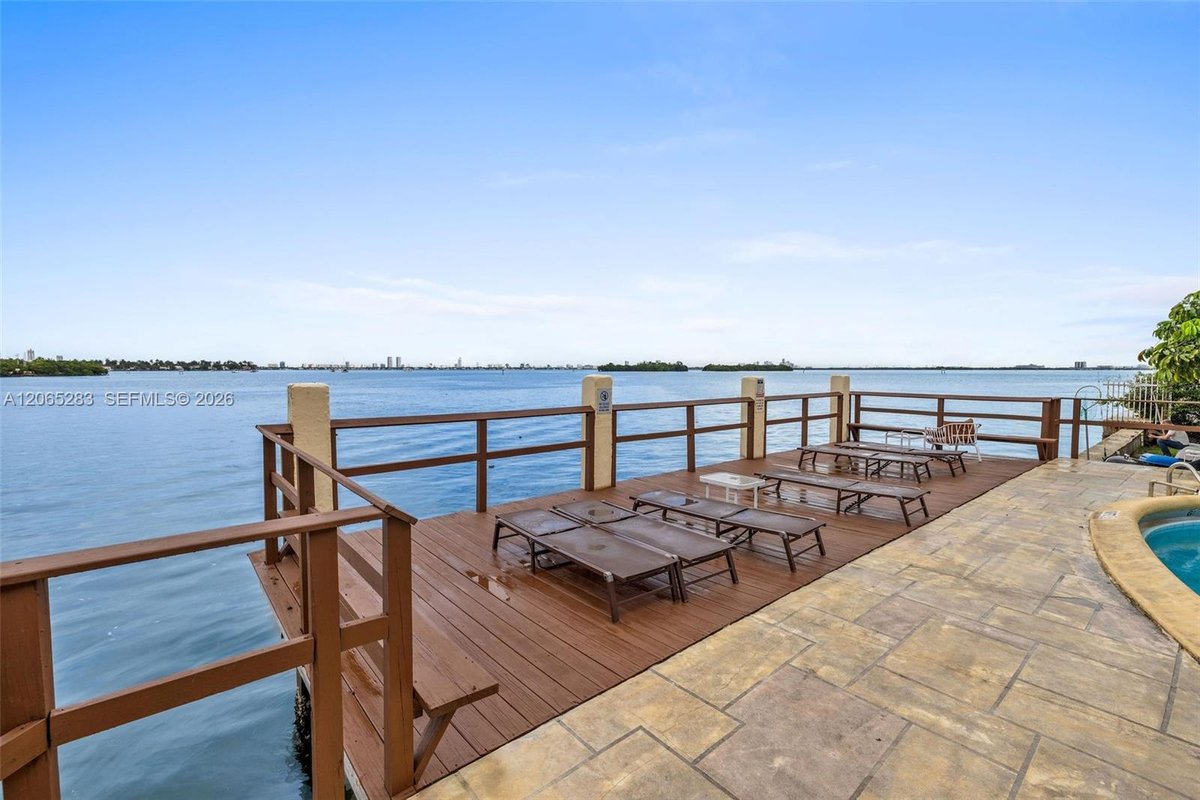 7845 NE Bayshore Ct # 12, Miami FL 33138