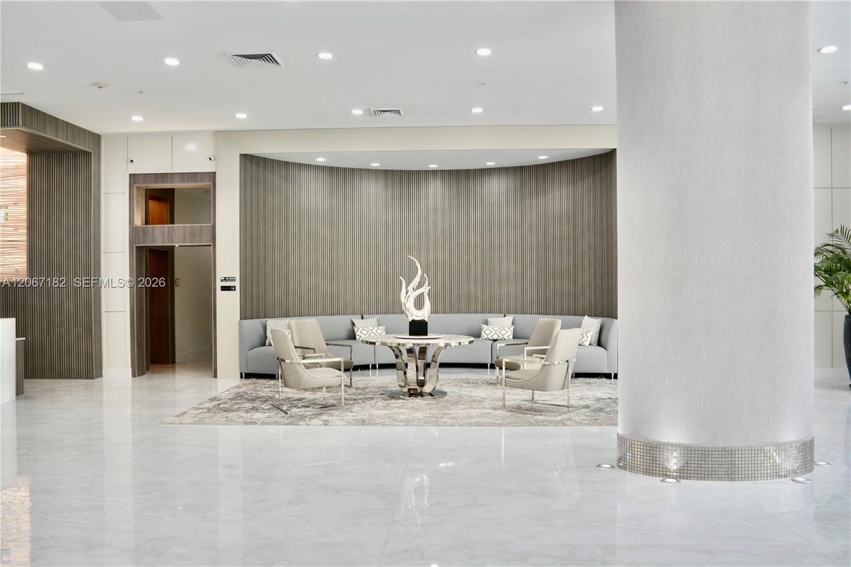 18800 NE 29th Ave # 730, Aventura FL 33180