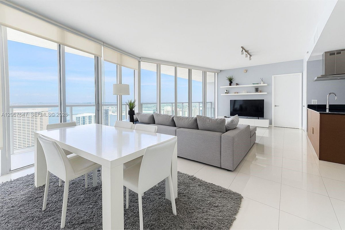 495 Brickell Ave # 5104, Miami FL 33131