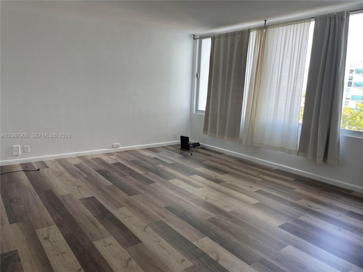 1000 West Ave # 605, Miami Beach FL 33139