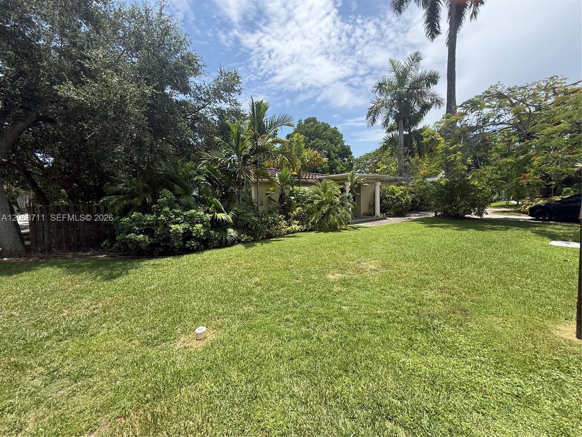 6200 SW 78th St, South Miami FL 33143