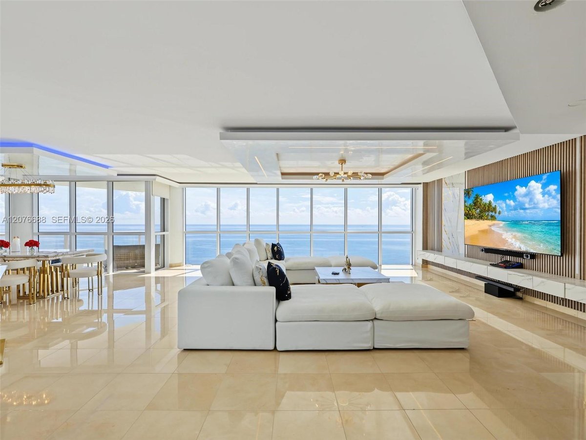 16425 Collins Ave # 2016, Sunny Isles Beach FL 33160