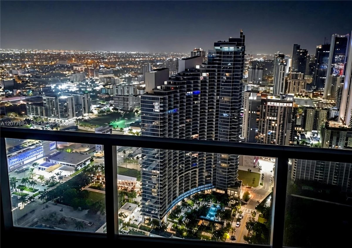 1900 N Bayshore Dr # 5004, Miami FL 33132