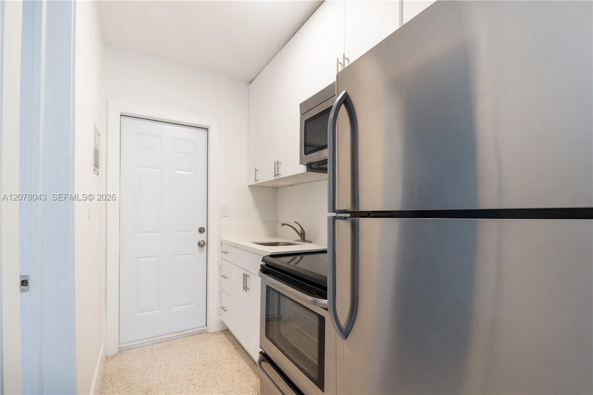 1450 SW 6th St # 5, Miami FL 33135
