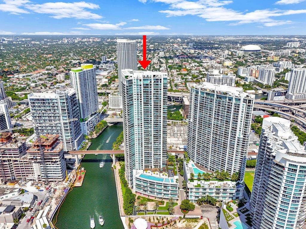 92 SW 3rd St # 4806, Miami FL 33130