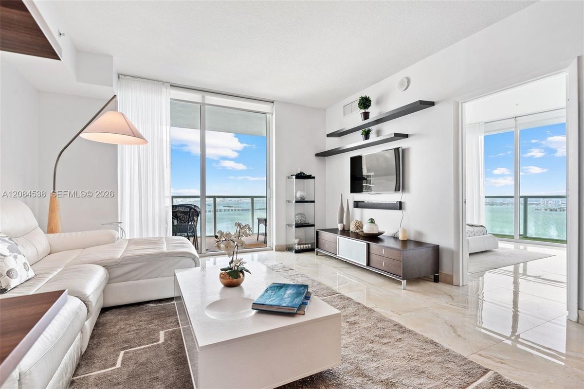 1900 N Bayshore Dr # 3315, Miami FL 33132