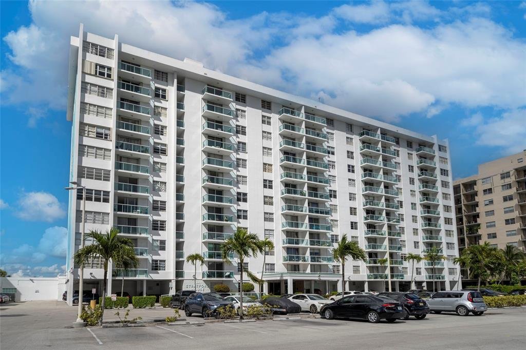 2841 NE 163RD Street # 411, North Miami Beach FL 33160